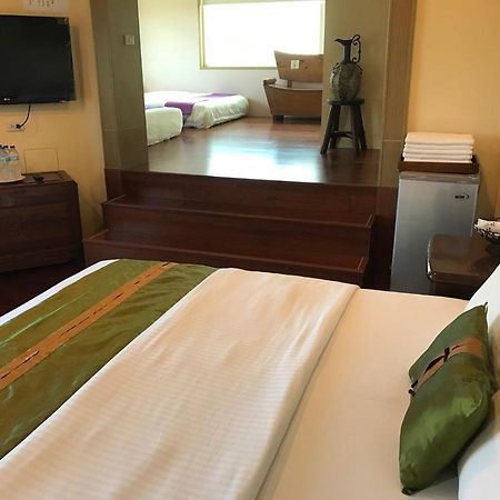 Emaly Homestay Taitung Екстер'єр фото