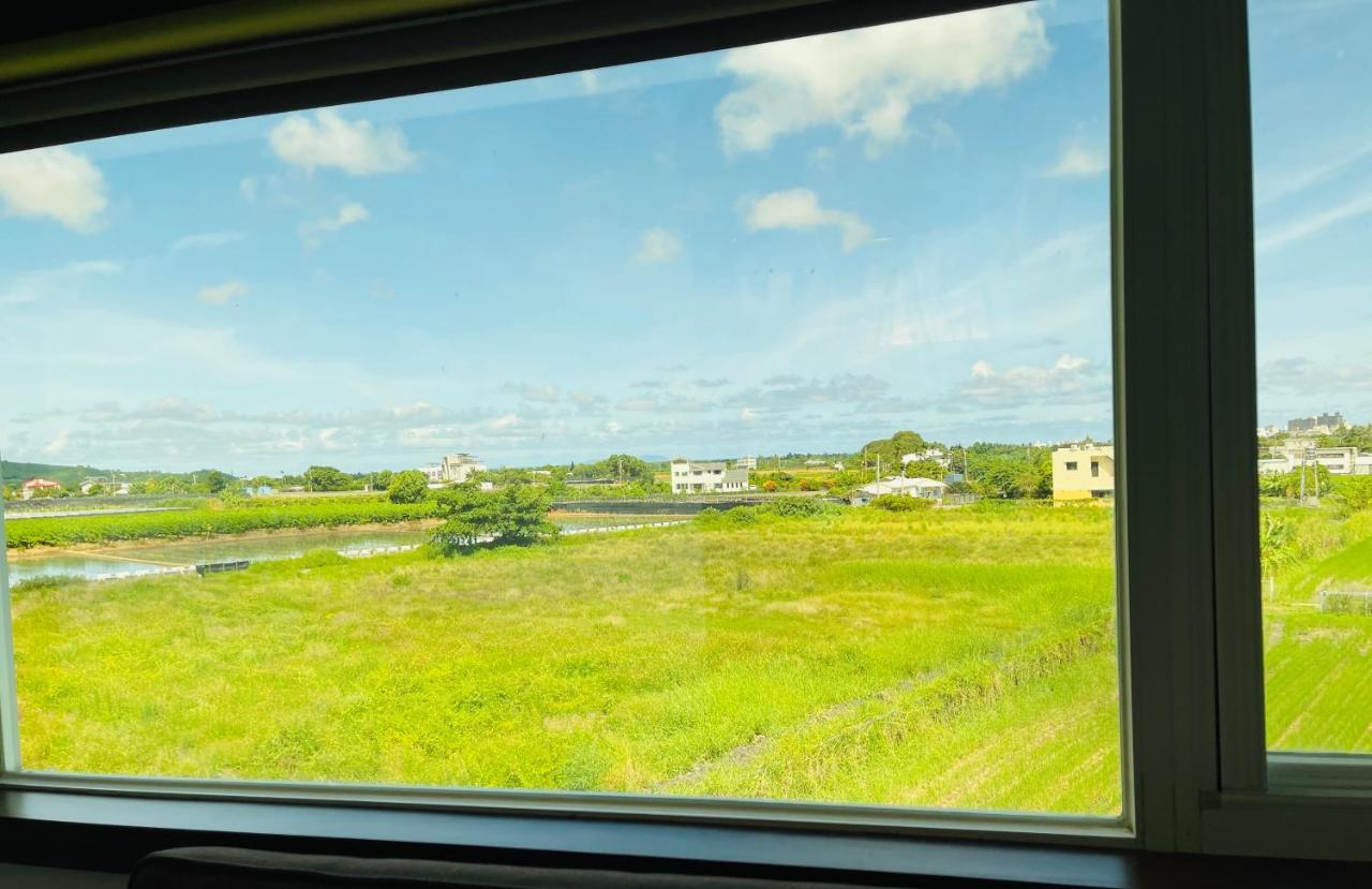 Emaly Homestay Taitung Екстер'єр фото