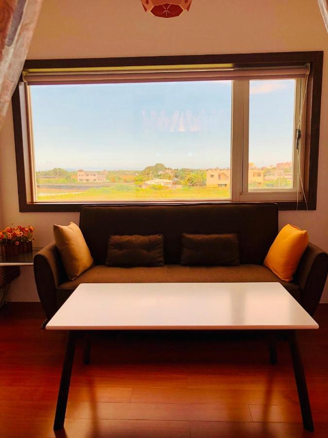 Emaly Homestay Taitung Екстер'єр фото