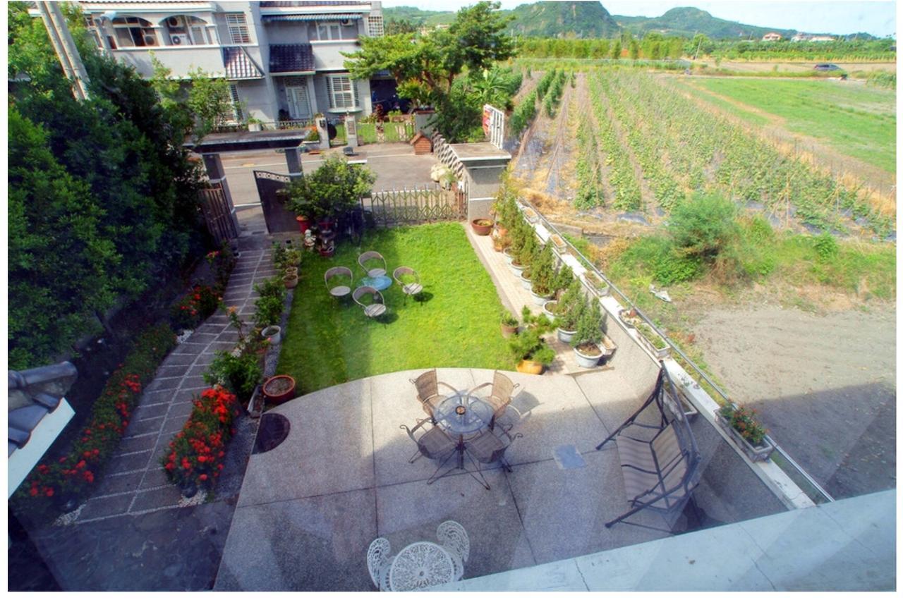 Emaly Homestay Taitung Екстер'єр фото