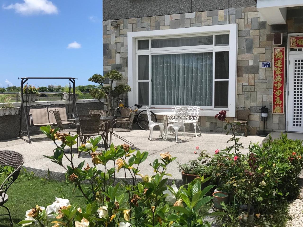 Emaly Homestay Taitung Екстер'єр фото