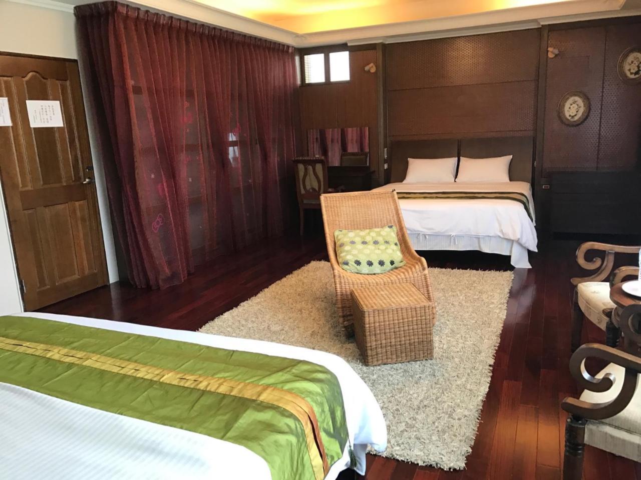 Emaly Homestay Taitung Екстер'єр фото